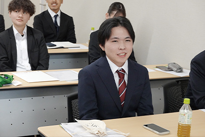 新入社員紹介2025_写真08